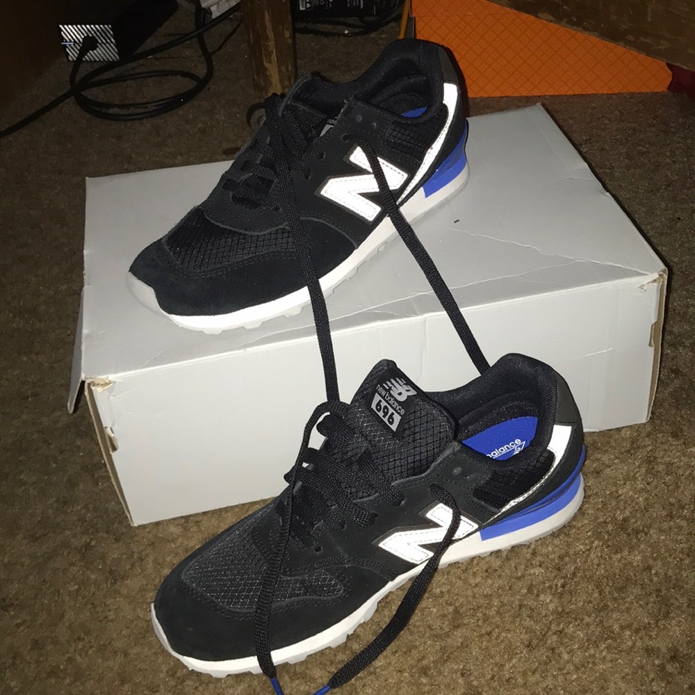New Balance 696 running shoes